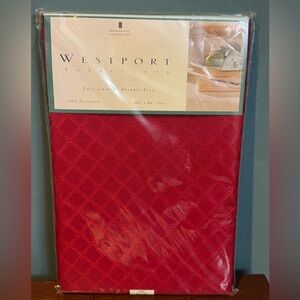 NWT Westport Red Diamond Oval Tablecloth - Elegant Home Accent - 60”x84”